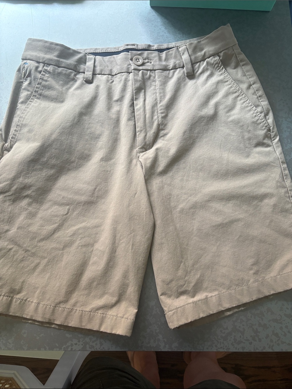 Men's Classic Vineyard Vines Performance Chino Shorts - Light Beige